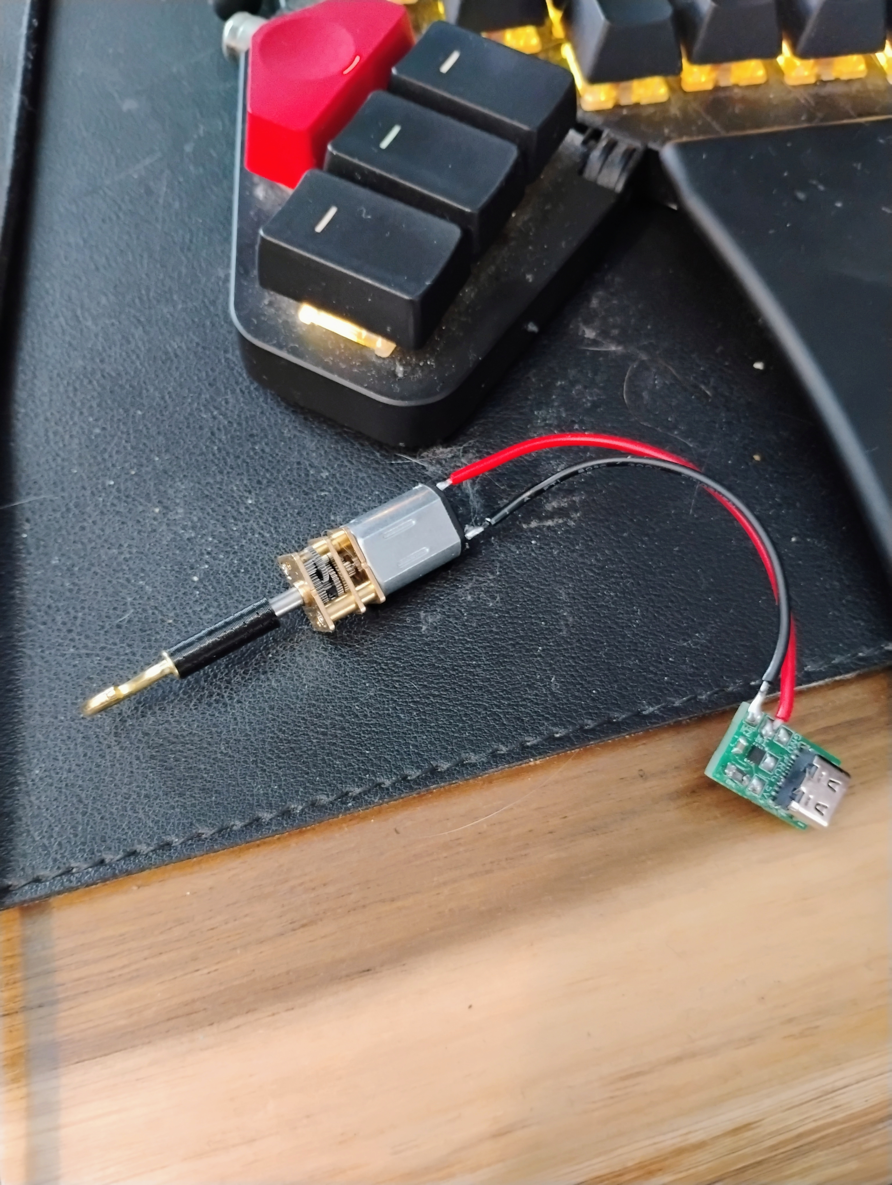 USB-C Ornament Spinner/Ornamotion